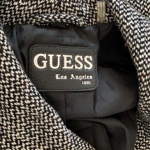 Coat - Picture 4 of 5